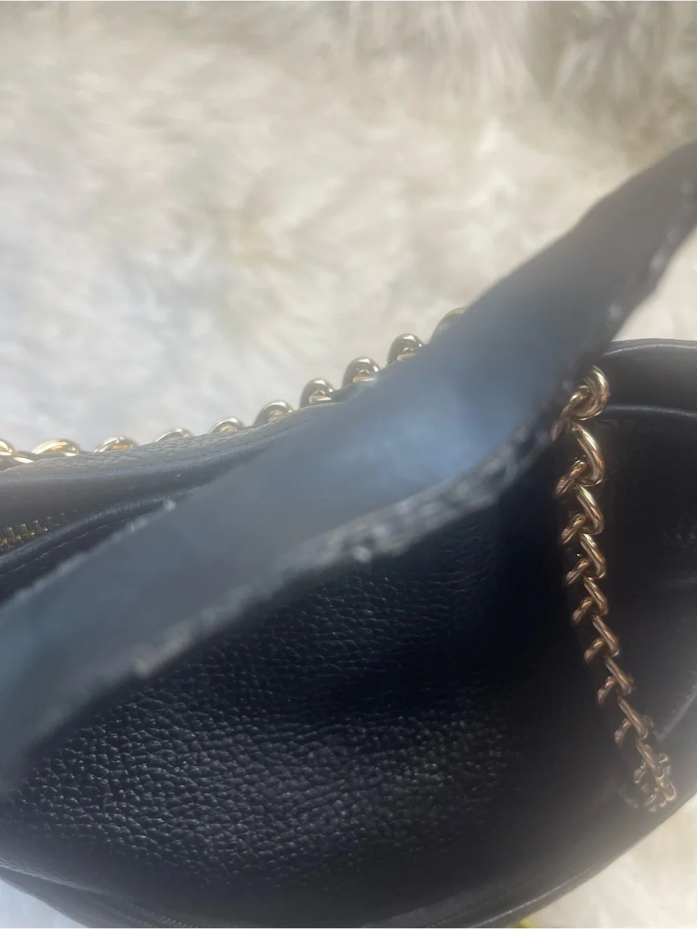Michael Kors Black Leather Bucket style Shoulder Bag with Gold Chain Detail - Picture 13 of 15